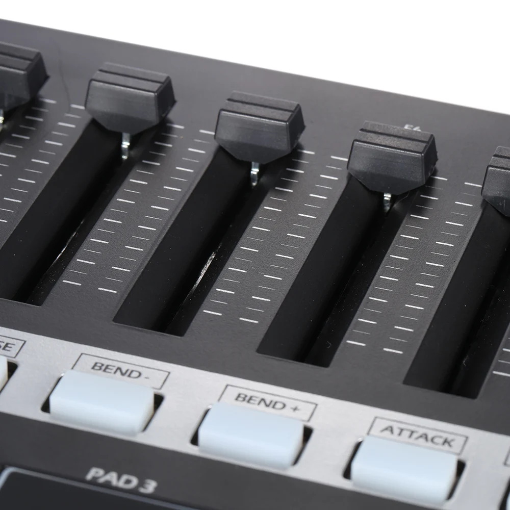 World PANDA200 Portable USB MIDI Controller Keyboard Mini MIDI Pad Controller 16 drum pad with USB cable - Image 3